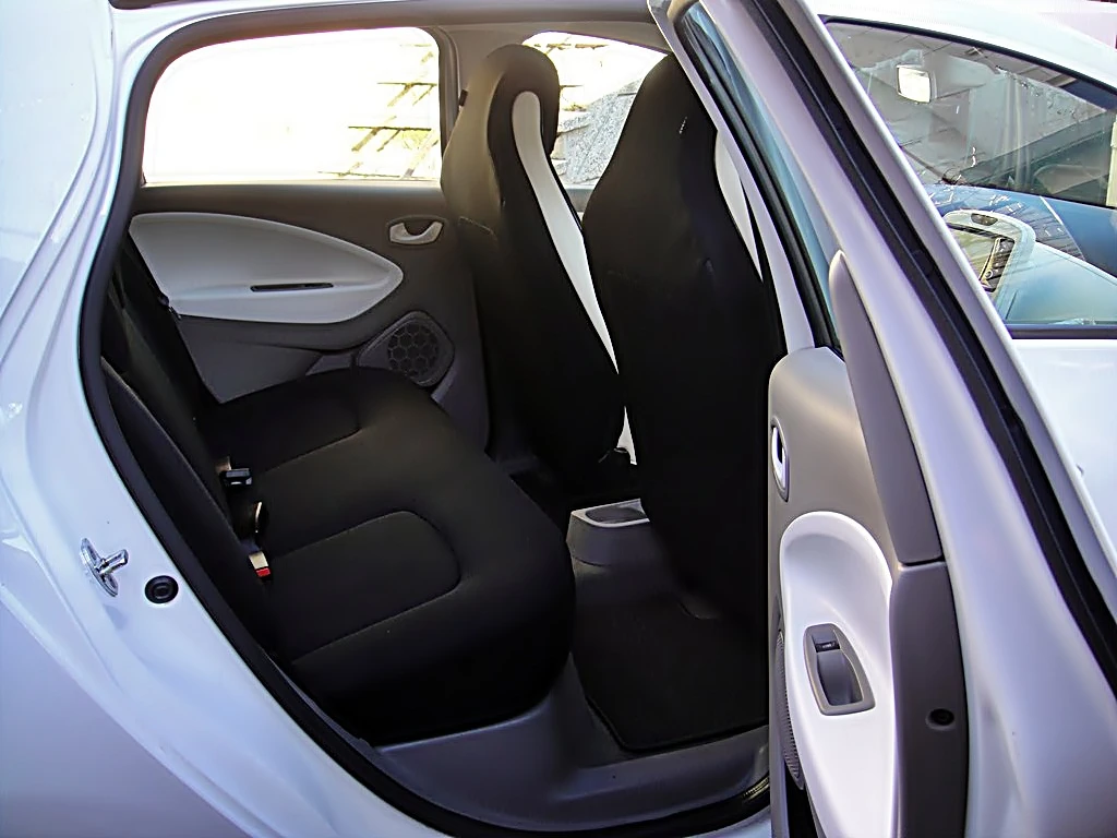 Renault Zoe 41Kw ГЕРМАНИЯ, снимка 11 - Автомобили и джипове - 53976001