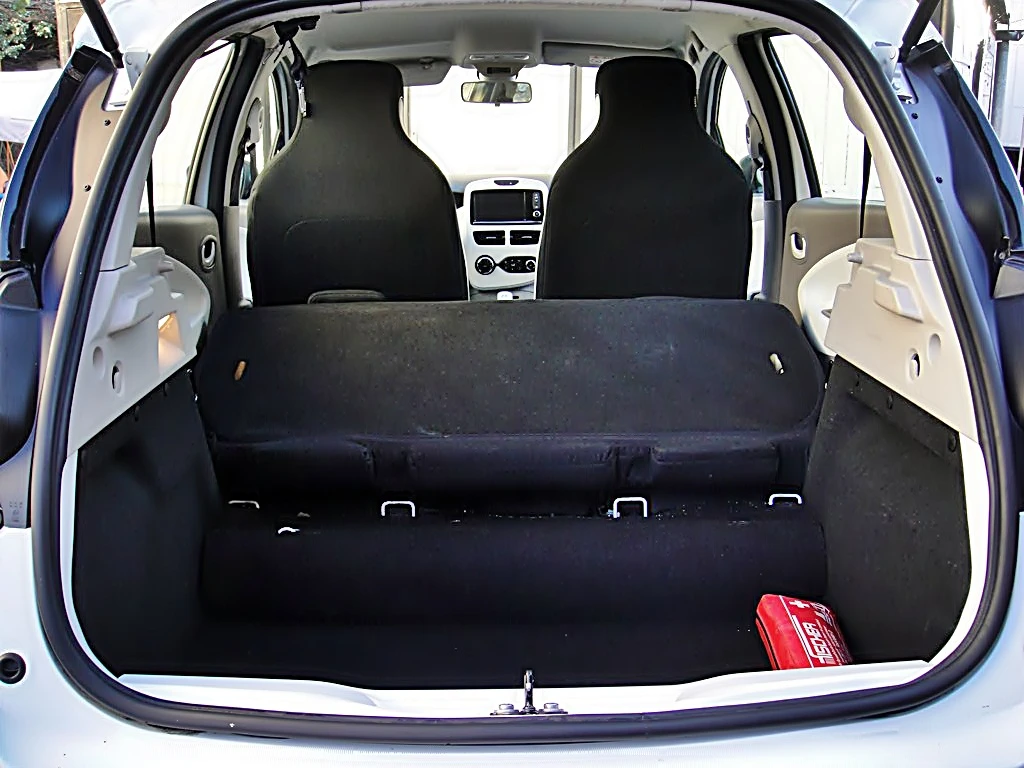 Renault Zoe 41Kw ГЕРМАНИЯ, снимка 14 - Автомобили и джипове - 53976001