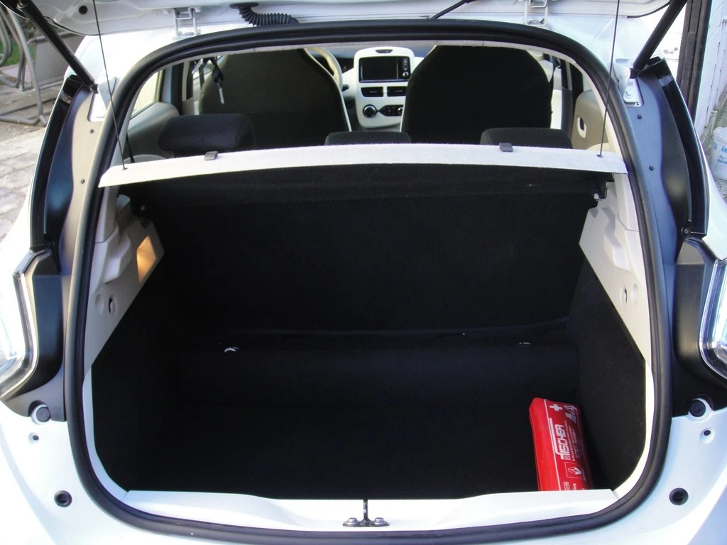 Renault Zoe 41Kw ГЕРМАНИЯ, снимка 12 - Автомобили и джипове - 53976001