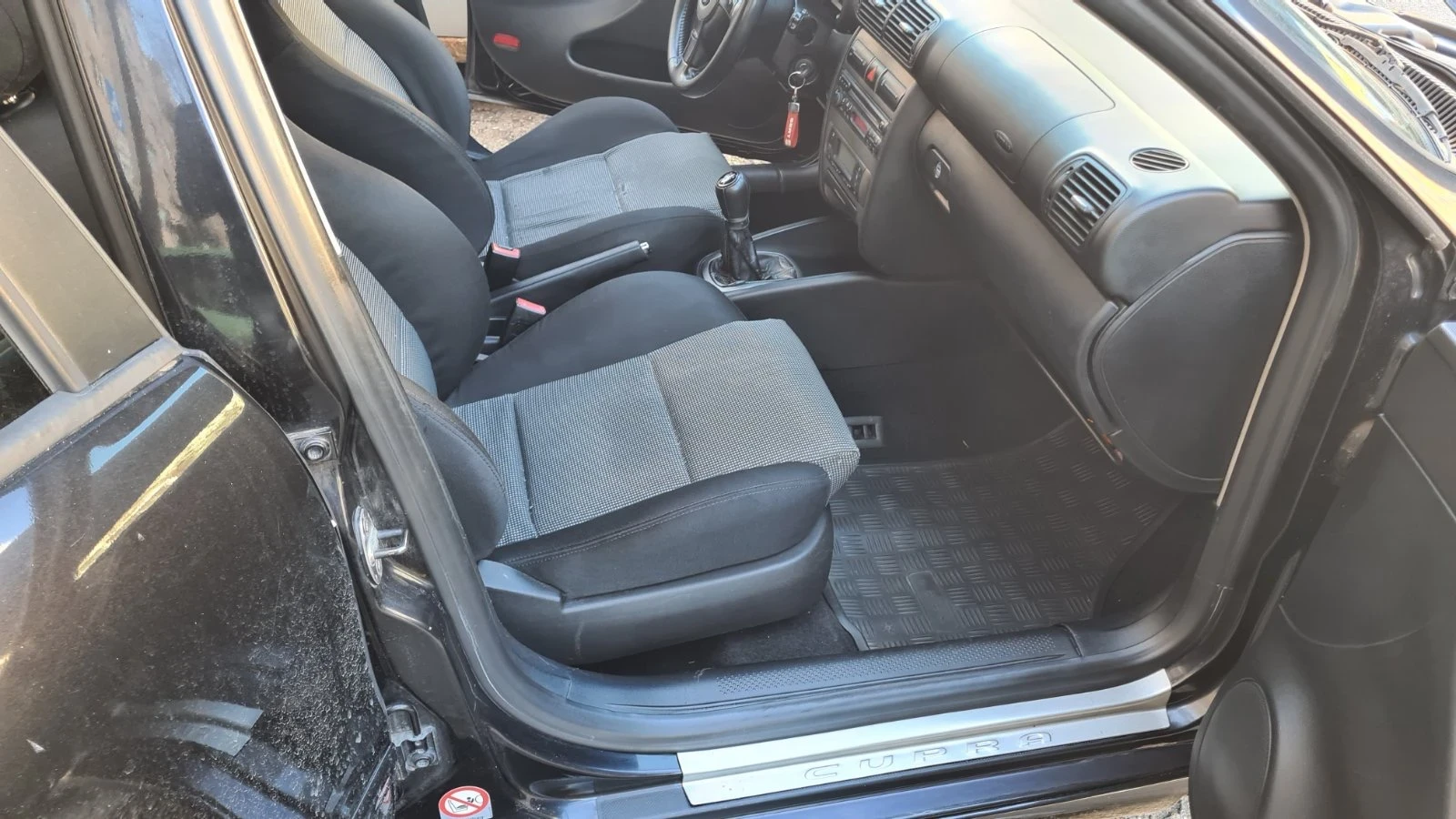 Seat Leon FR ARL, снимка 10 - Автомобили и джипове - 54112425