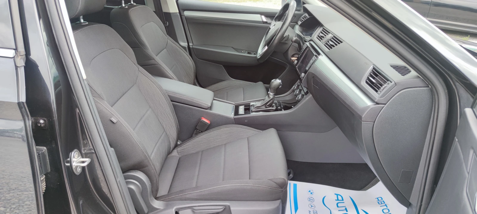 Skoda Superb 2.0TDI DSG, снимка 9 - Автомобили и джипове - 54145554