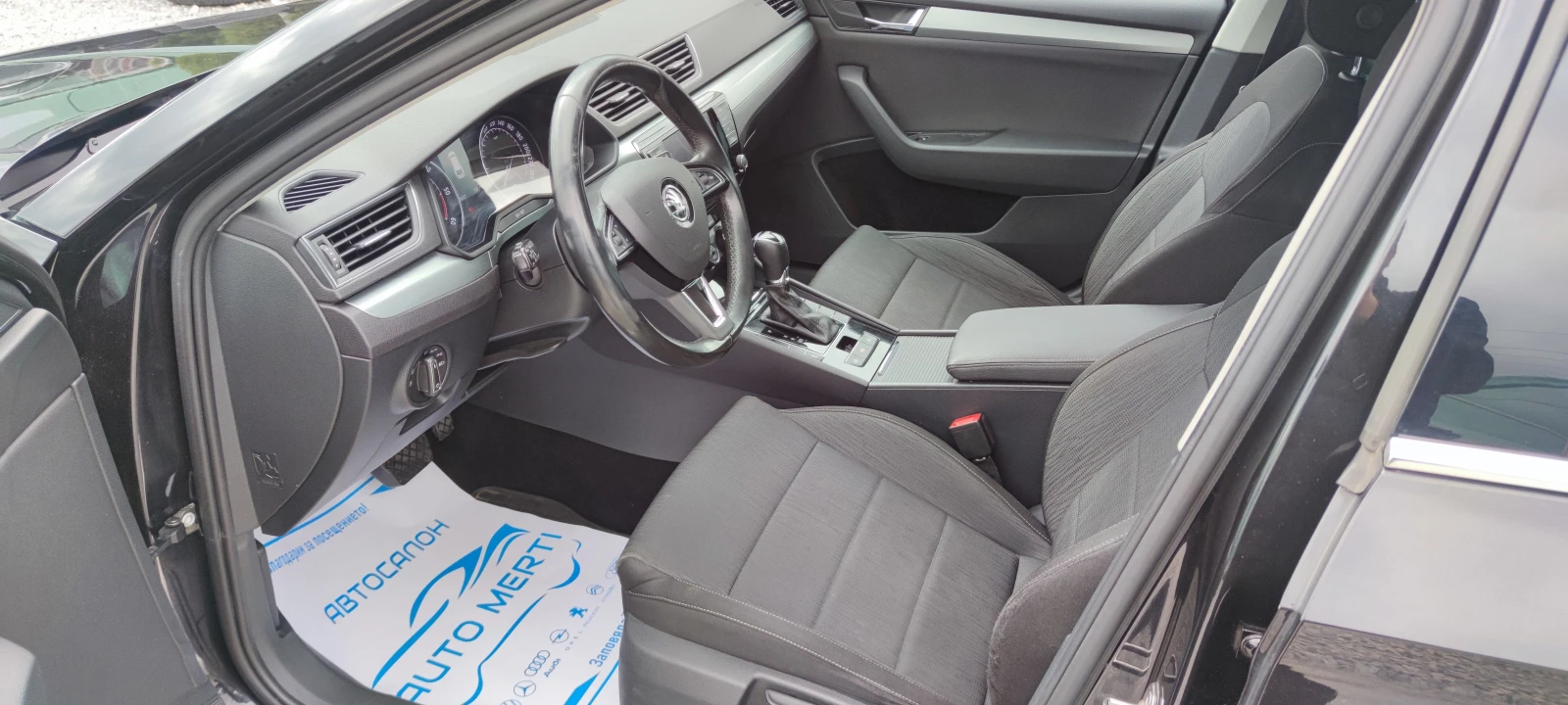 Skoda Superb 2.0TDI DSG, снимка 11 - Автомобили и джипове - 54145554