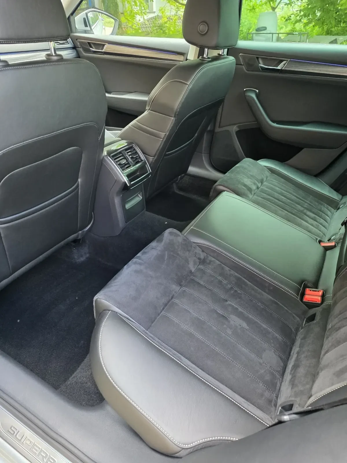 Skoda Superb, снимка 15 - Автомобили и джипове - 54583089