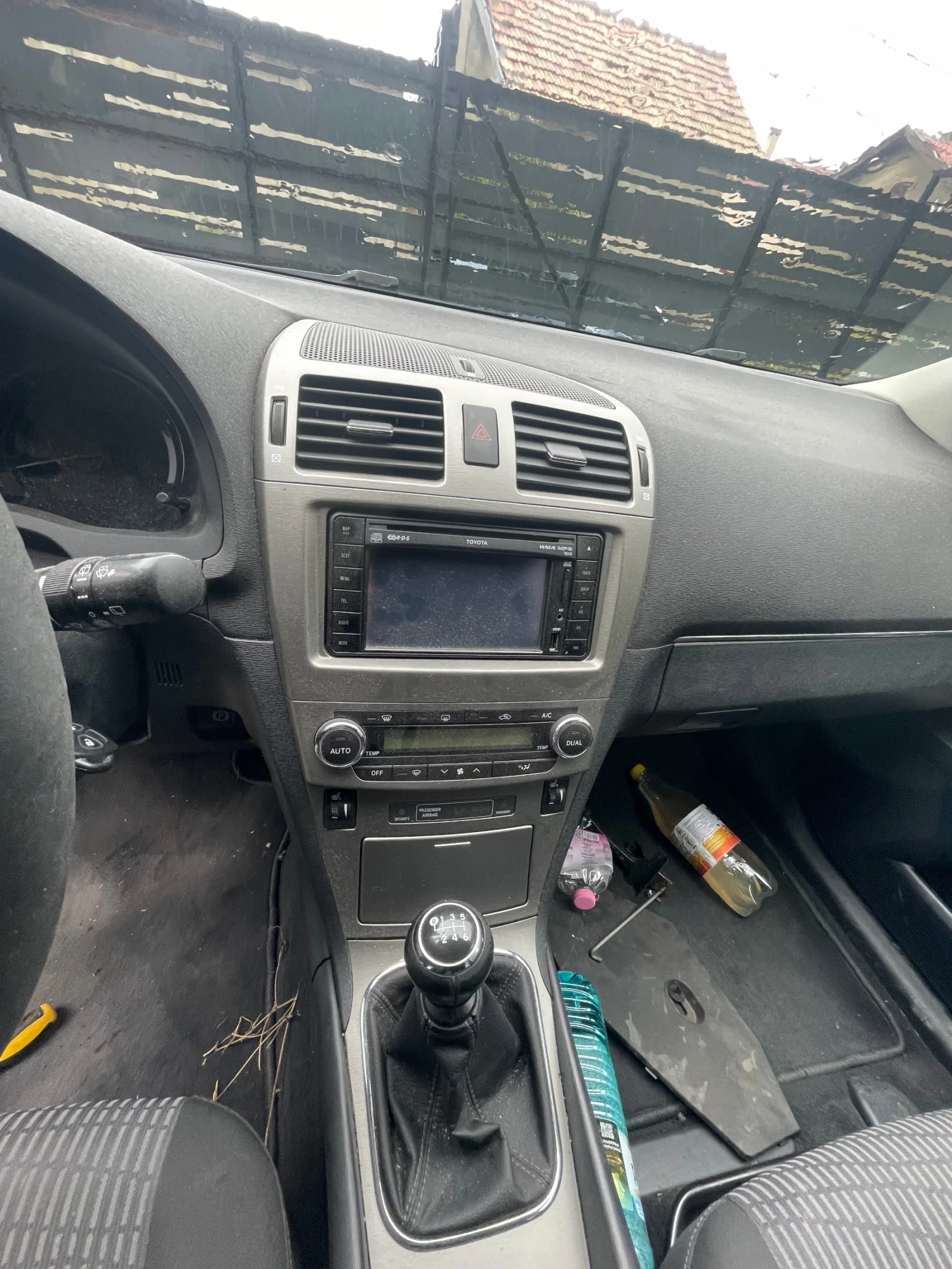 Toyota Avensis, снимка 7 - Автомобили и джипове - 54742026