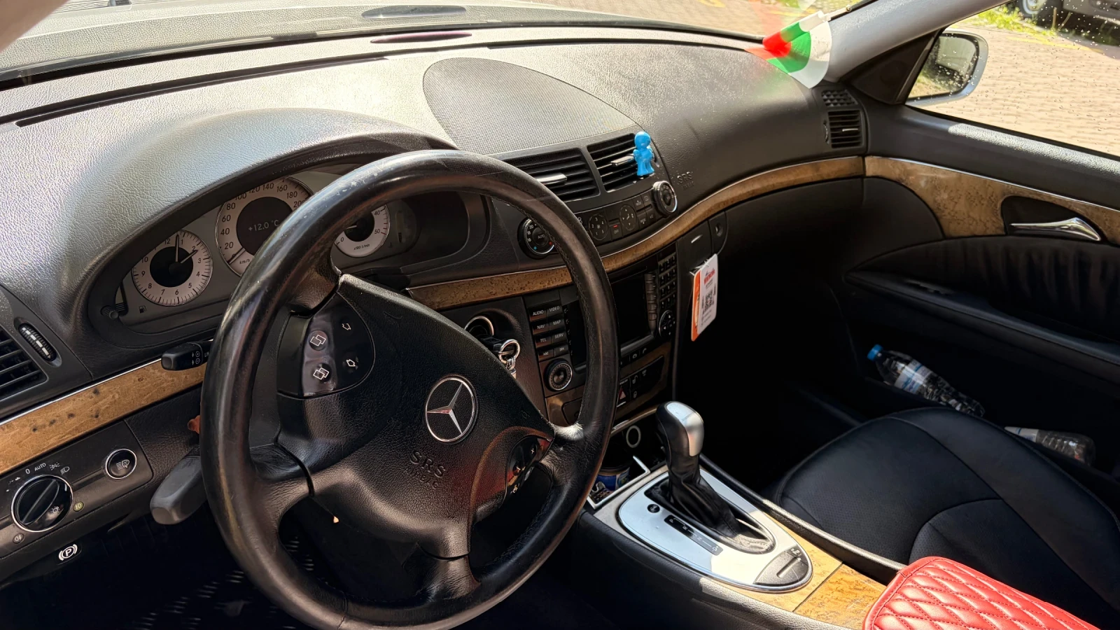 Mercedes-Benz E 320 2.8 4matic 190кс, снимка 6 - Автомобили и джипове - 54775532