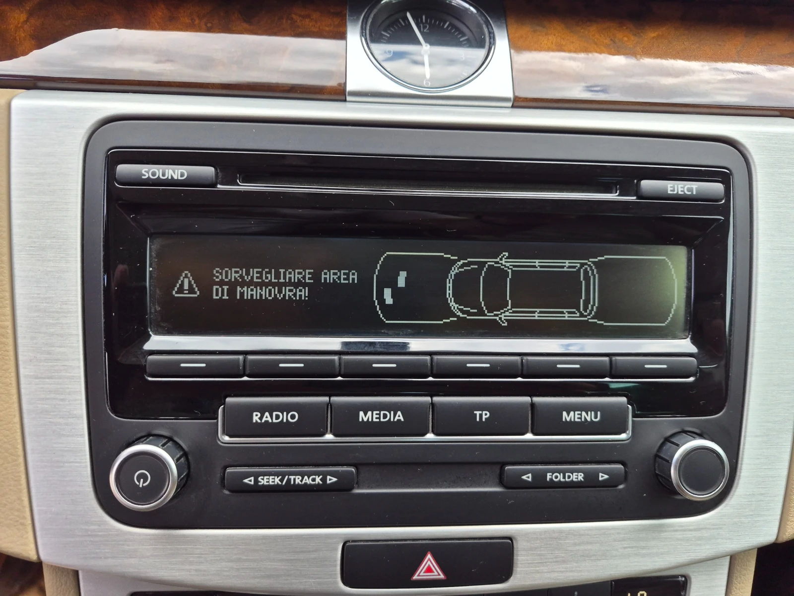 VW Passat 2.0TDI 4MOTION, снимка 17 - Автомобили и джипове - 55415738