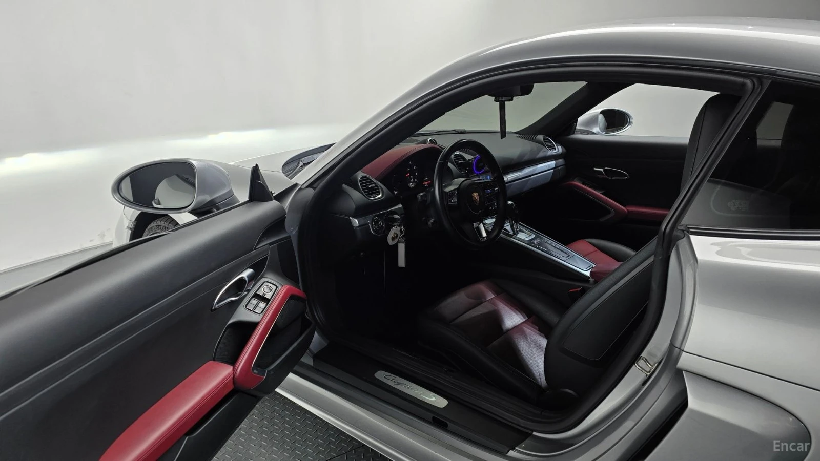Porsche Cayman S 2.5* КОЖА* ОБДУХВ* КАМЕРА* АВТОКРЕДИТ, снимка 9 - Автомобили и джипове - 55620078