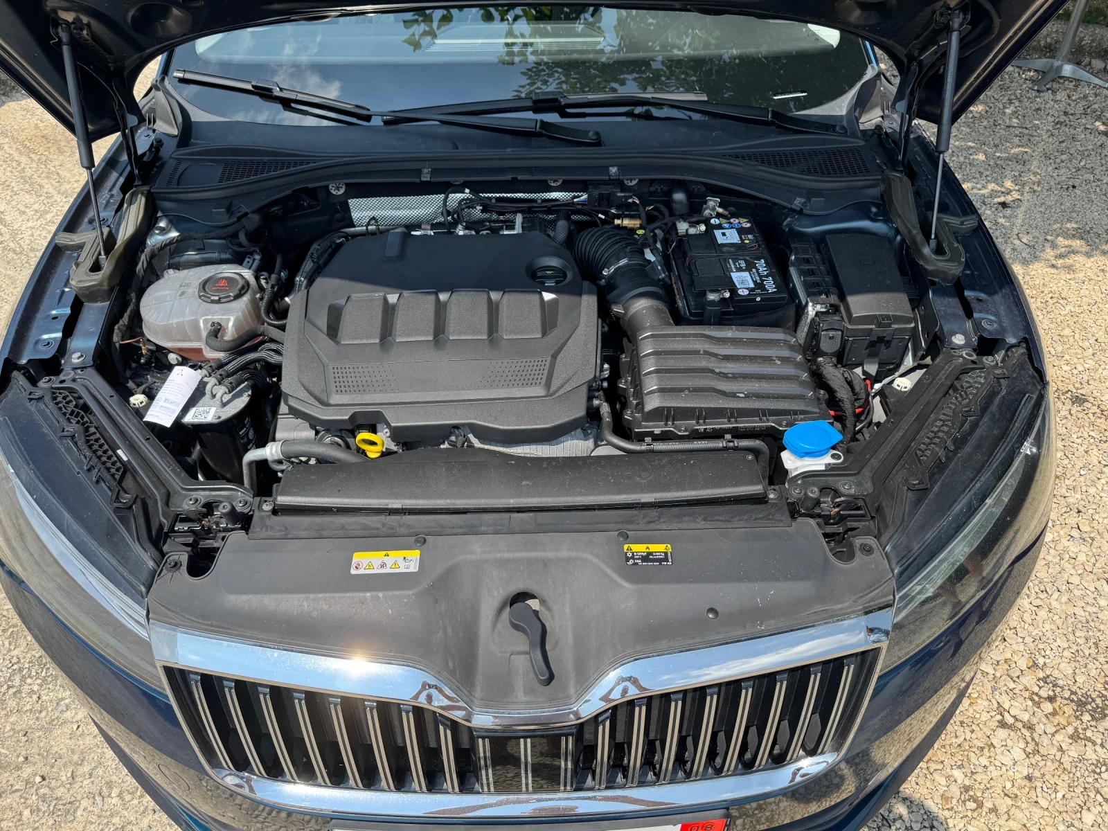 Skoda Superb 2.0 TDI, снимка 16 - Автомобили и джипове - 55873799