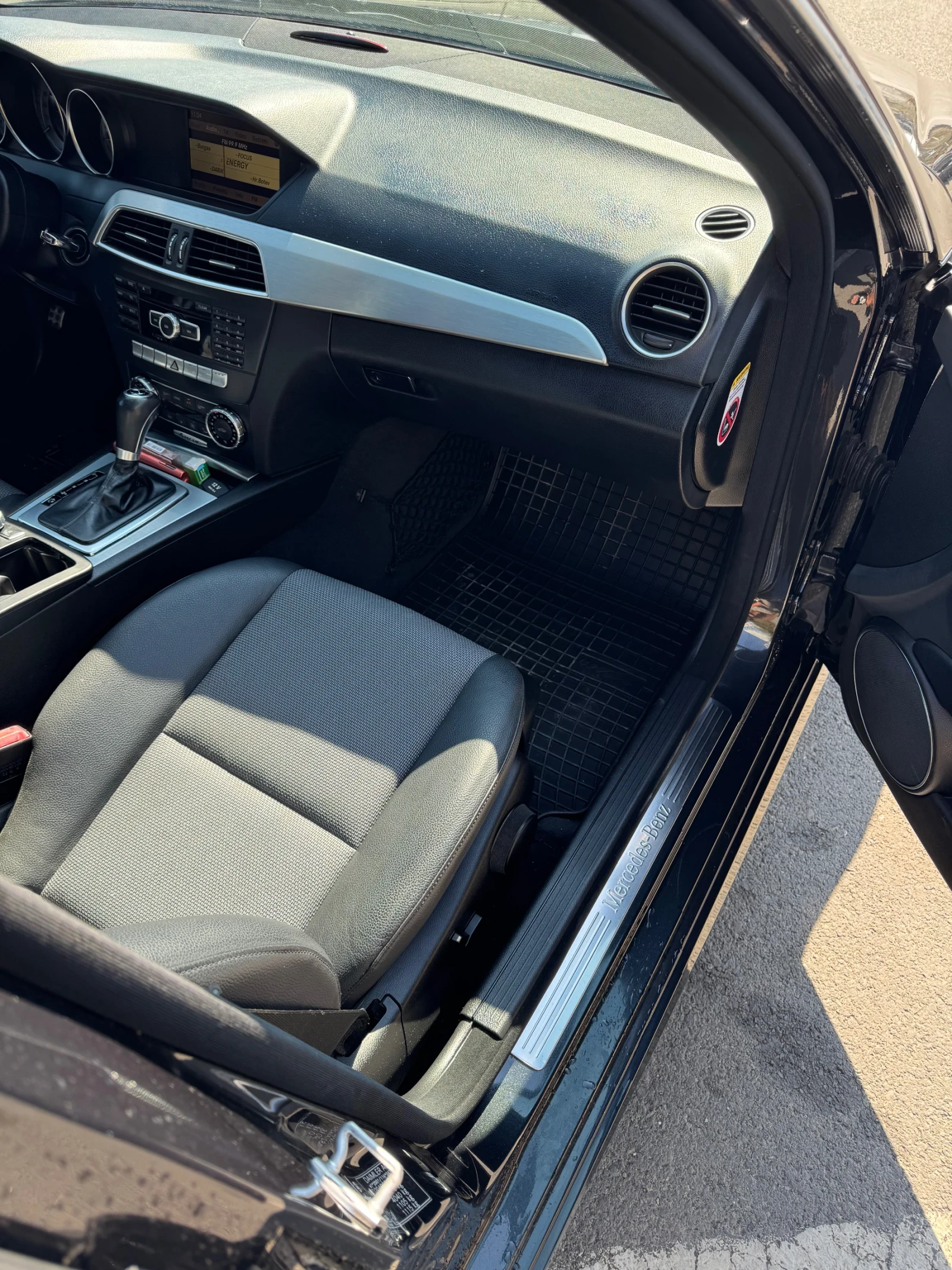 Mercedes-Benz C 250, снимка 11 - Автомобили и джипове - 56152495