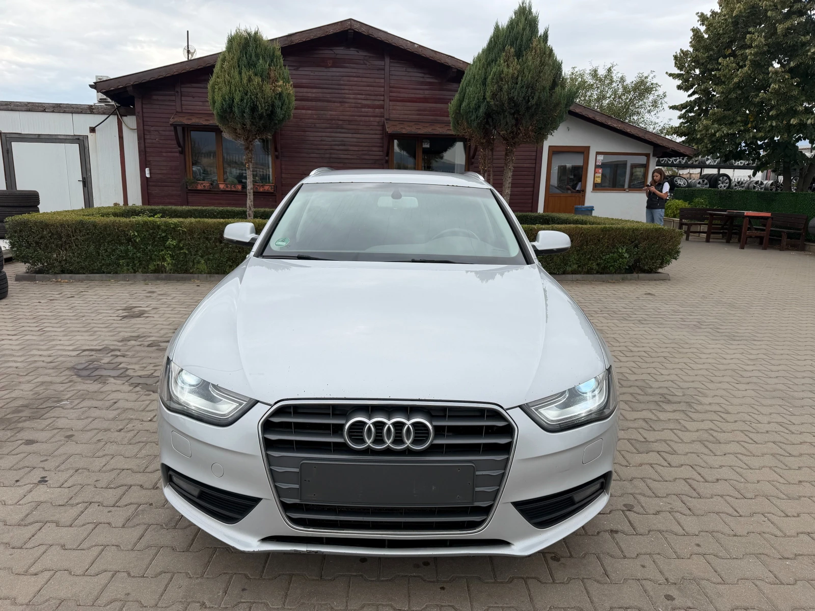 Audi A4 2.0TDI NAVI EURO 5, снимка 3 - Автомобили и джипове - 56223266