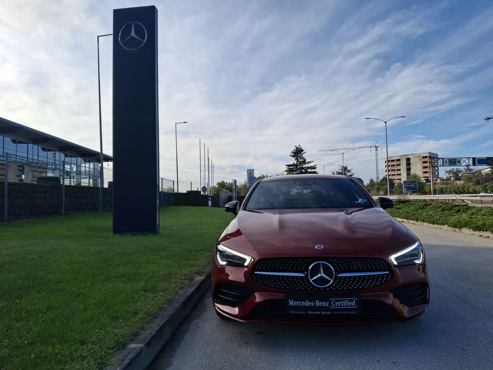 Mercedes-Benz CLA 250 е, снимка 2 - Автомобили и джипове - 56592135