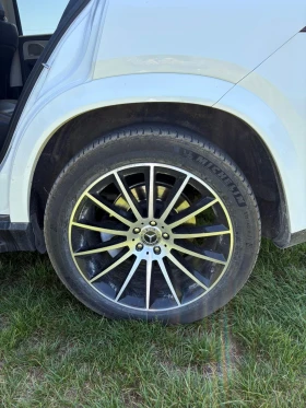 Mercedes-Benz GLE 400 d 4Matic Premium, снимка 11