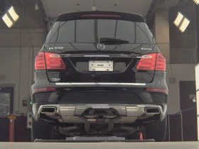 Mercedes-Benz GL 500 AMG* 7МЕСТА* ДИСТРОНИК* МАСАЖ* ОБДУХ* HARMAN* PANO - 32000 лв. - 97750170 | Car24.bg