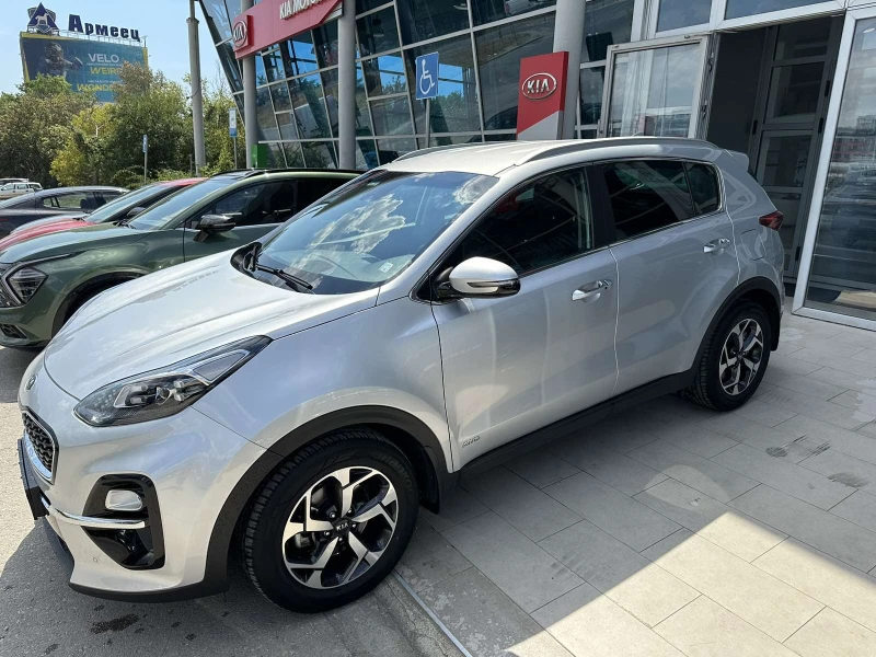 Kia Sportage Executive, снимка 3 - Автомобили и джипове - 47062649