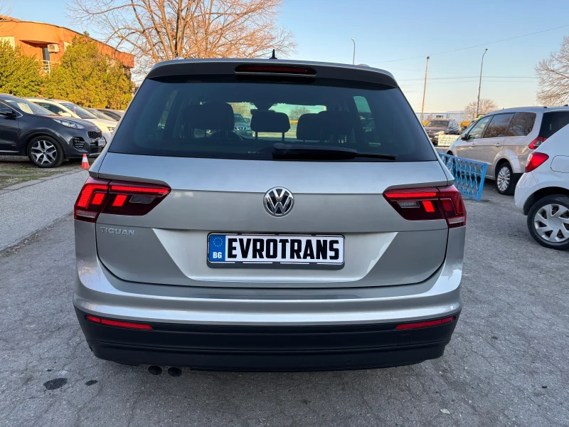 VW Tiguan 1.6 TDI/Business/Line Assist/ FUL LED /Navi / PDC, снимка 5 - Автомобили и джипове - 49563924