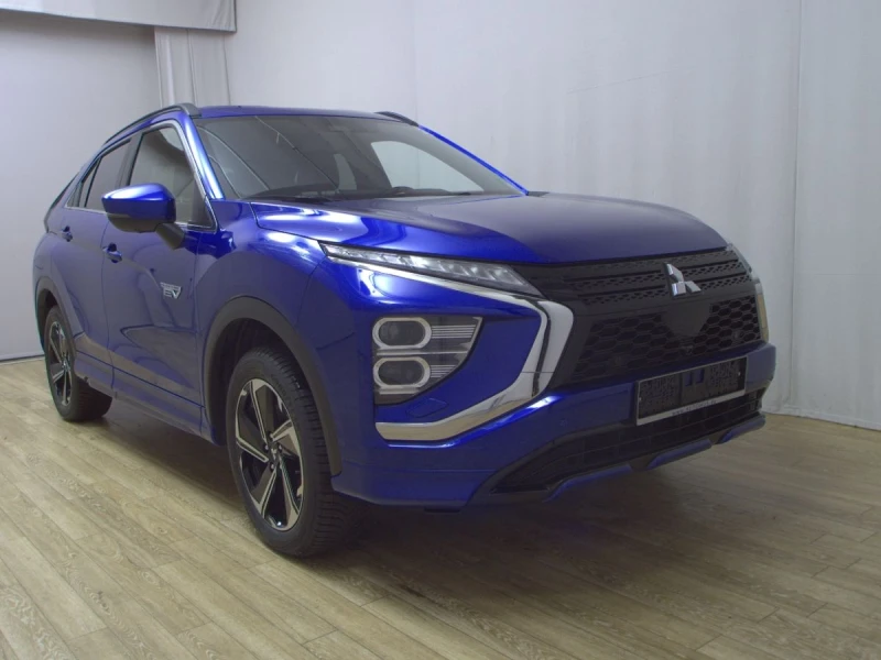Mitsubishi Eclipse Cross PHEV Топ Състояние, снимка 2 - Автомобили и джипове - 50370008