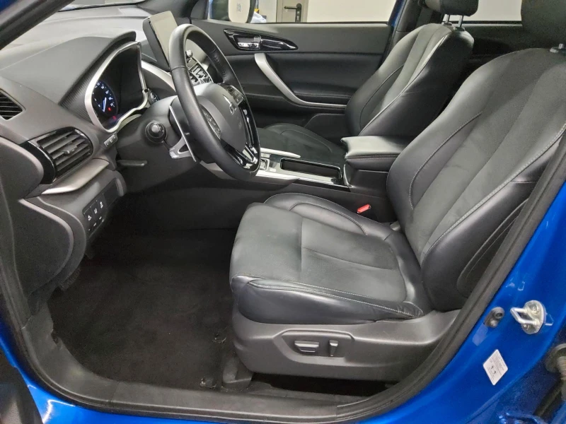 Mitsubishi Eclipse Cross PHEV Топ Състояние, снимка 7 - Автомобили и джипове - 50370008