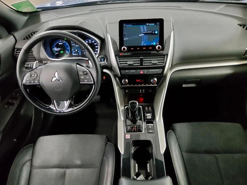 Mitsubishi Eclipse Cross PHEV Топ Състояние, снимка 4 - Автомобили и джипове - 50370008