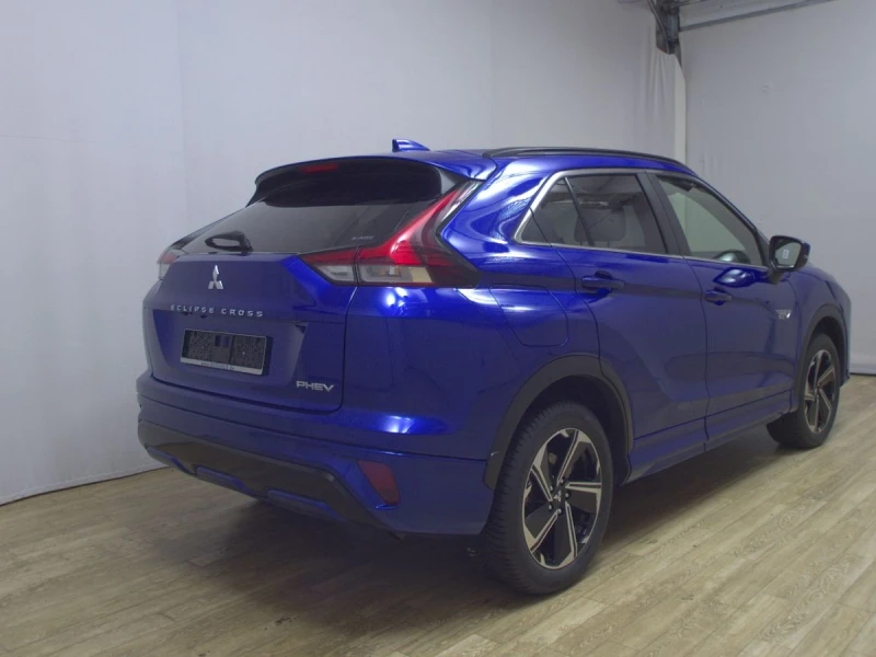 Mitsubishi Eclipse Cross PHEV Топ Състояние, снимка 3 - Автомобили и джипове - 50370008