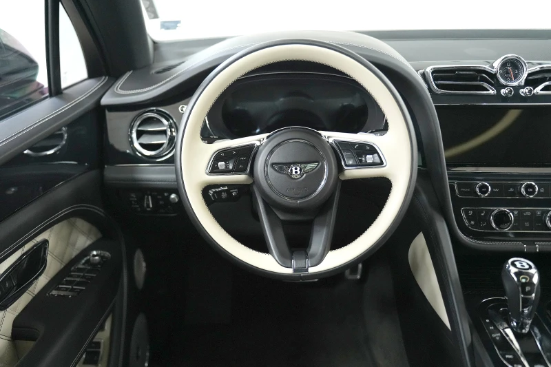 Bentley Bentayga 4.0 V8 AWD First Edition, снимка 10 - Автомобили и джипове - 50467524