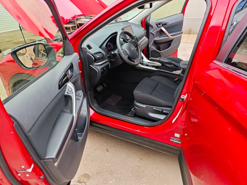 Mitsubishi Eclipse Cross 1.5T 4х4, снимка 10 - Автомобили и джипове - 52449918