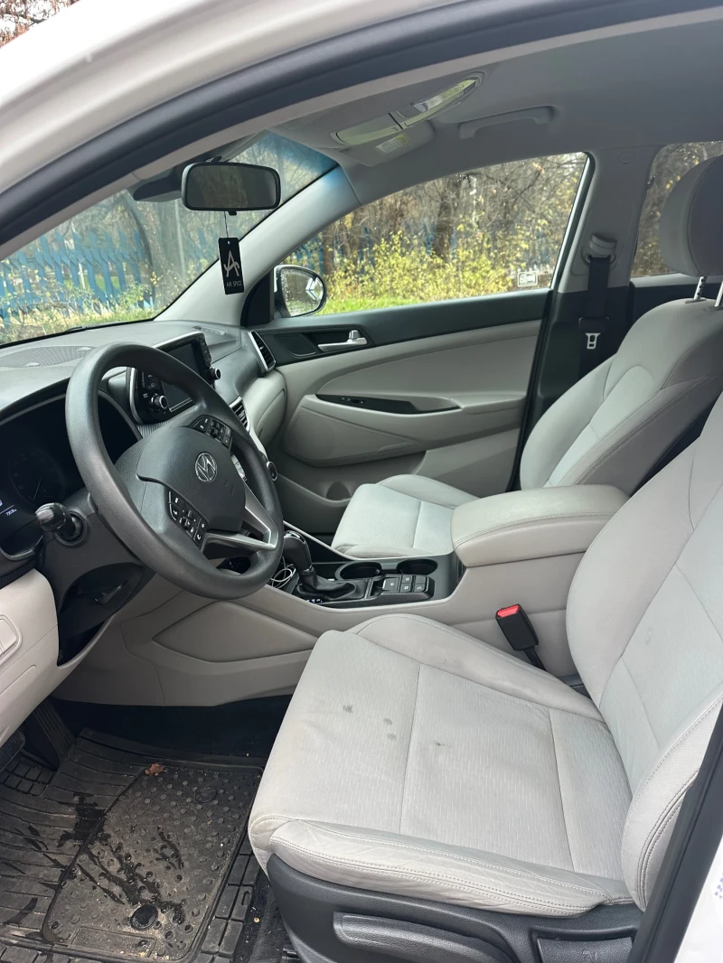 Hyundai Tucson 2.0 HTRAC, снимка 7 - Автомобили и джипове - 52776285