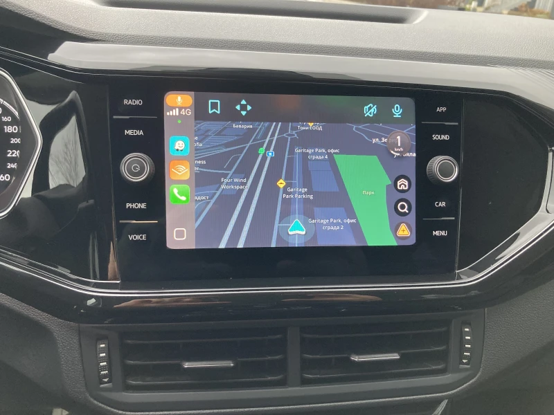 VW T-Cross Black&White Edition, снимка 8 - Автомобили и джипове - 53397456