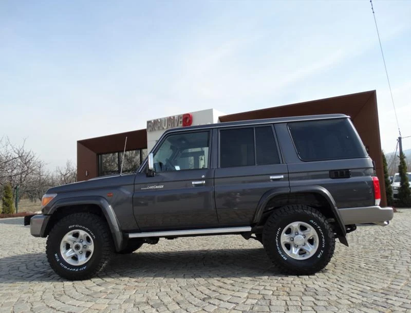 Toyota Land cruiser GRJ 76 V6 4.0i 4x4 - изображение 5