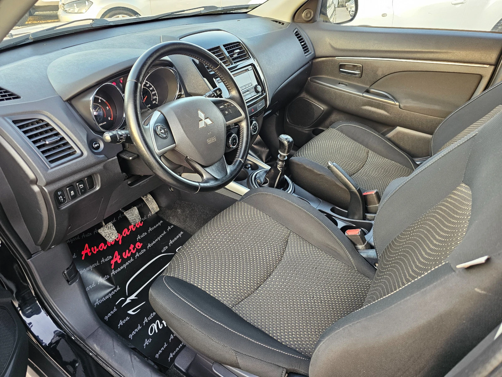 Mitsubishi ASX 1.8Di-D, Facelift, 4х4  - изображение 8