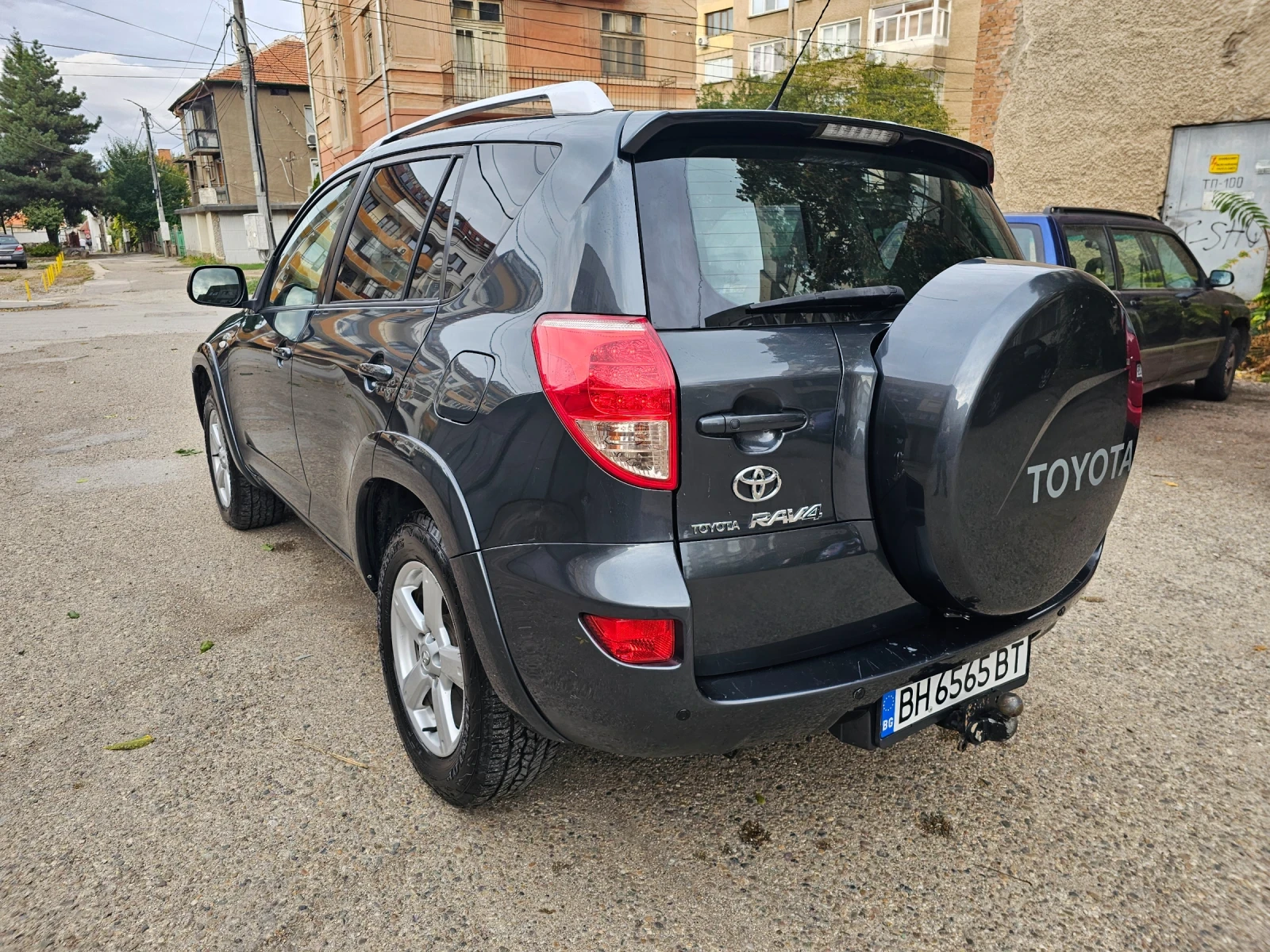 Toyota Rav4 2.2 D-CAT 177 к.с. - изображение 4