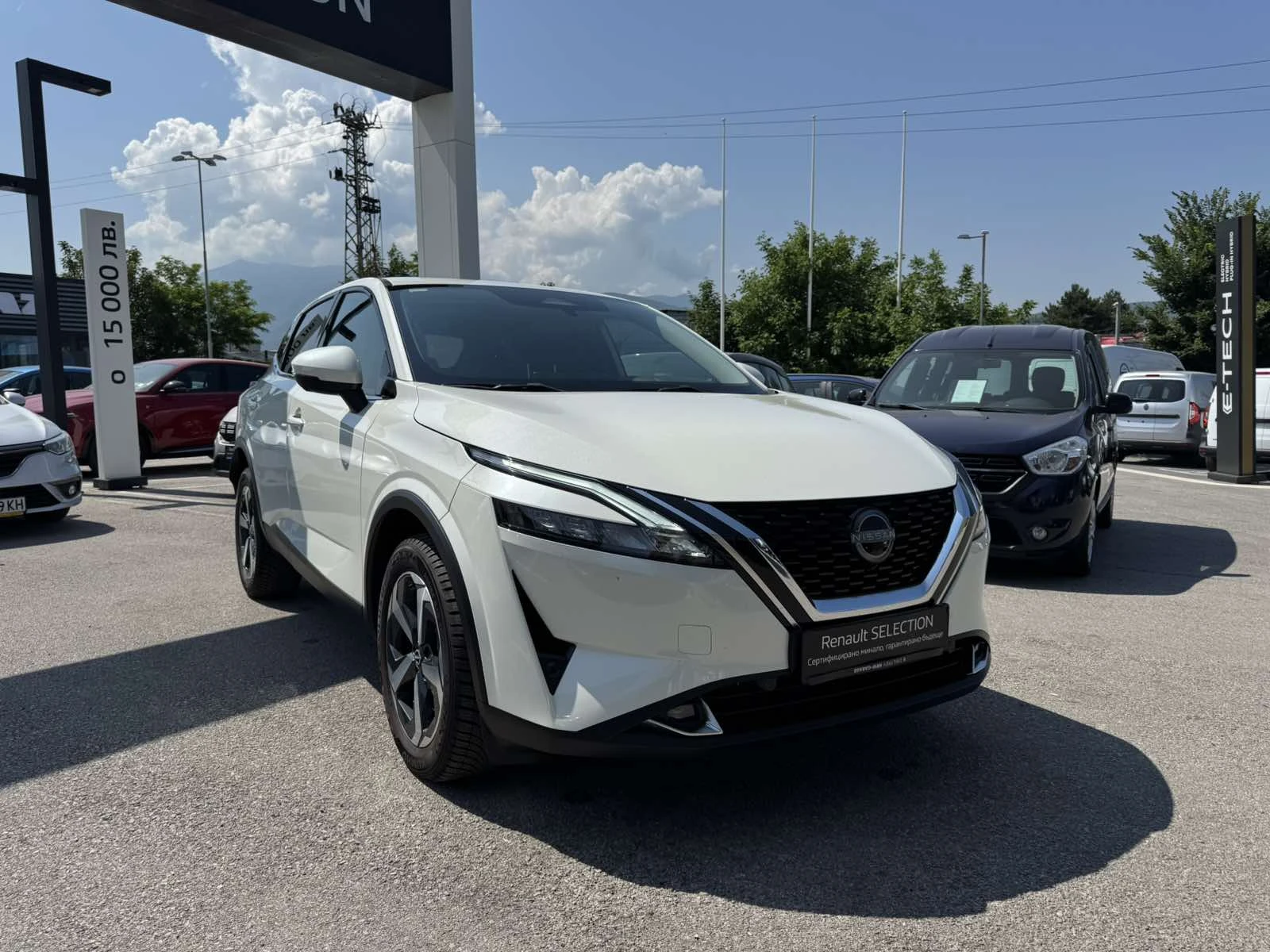 Nissan Qashqai 1.3 DIG-T MHEV - изображение 8