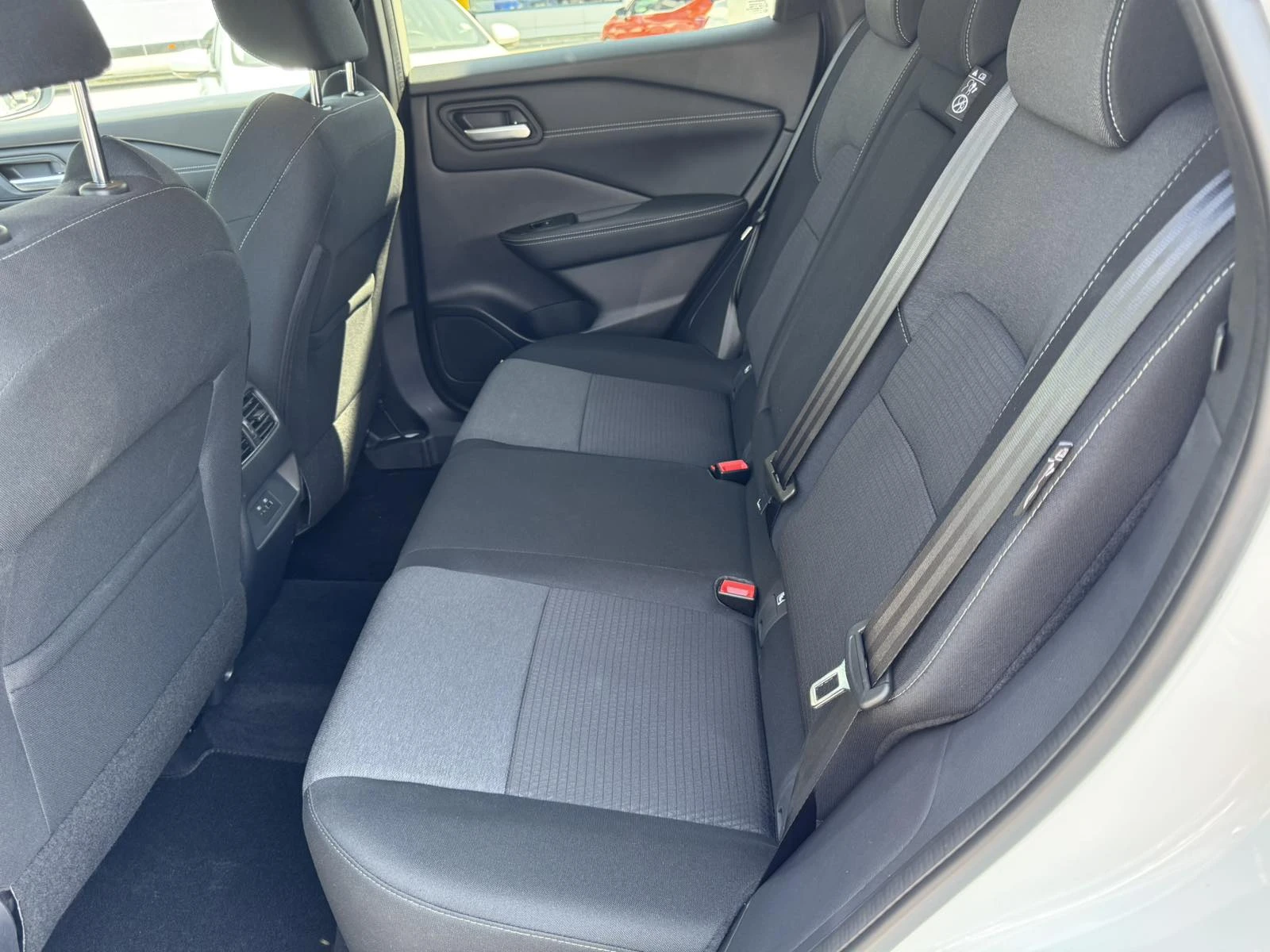 Nissan Qashqai 1.3 DIG-T MHEV | Mobile.bg   12