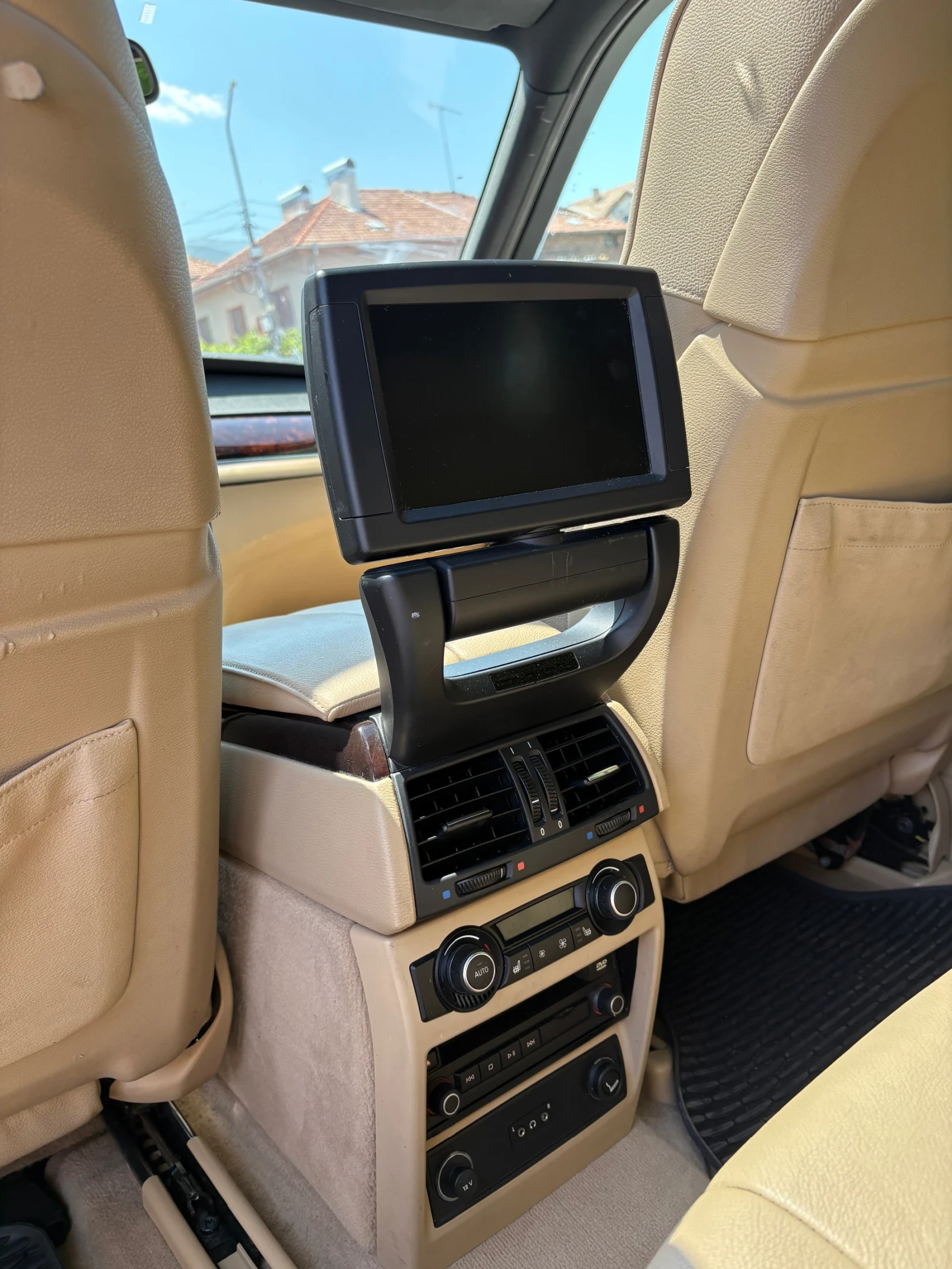 BMW X5  - изображение 9
