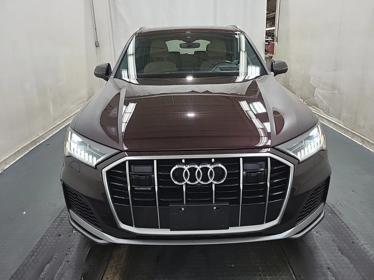Audi Q7 * АВТО КРЕДИТ* ЦЕНА ДО БГ * CARFAX *  - изображение 2