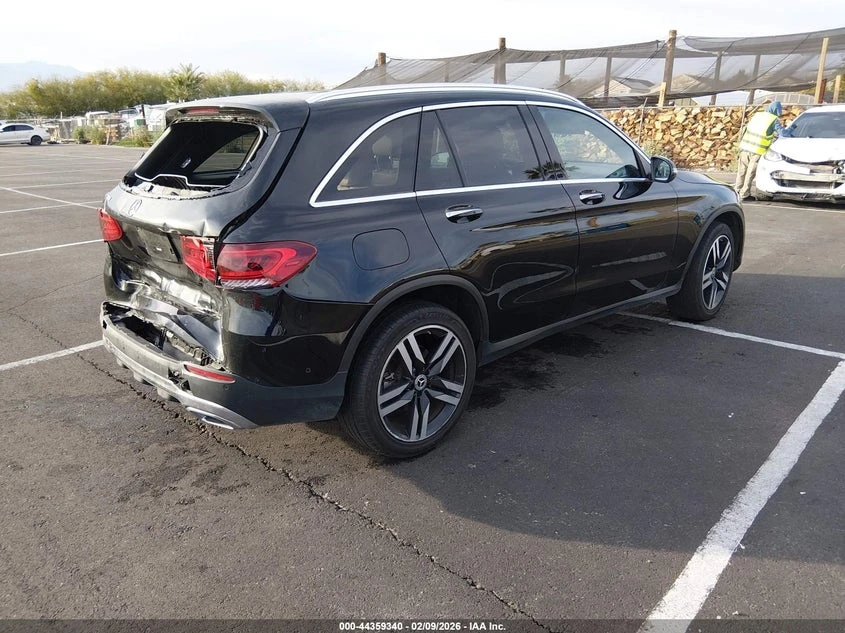 Mercedes-Benz GLC 300 Burmester* подгрев* памет на седалките* KEYLESS* , снимка 5 - Автомобили и джипове - 53833752