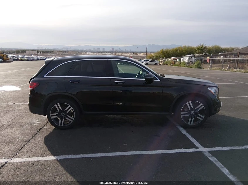 Mercedes-Benz GLC 300 Burmester* подгрев* памет на седалките* KEYLESS* , снимка 13 - Автомобили и джипове - 53833752