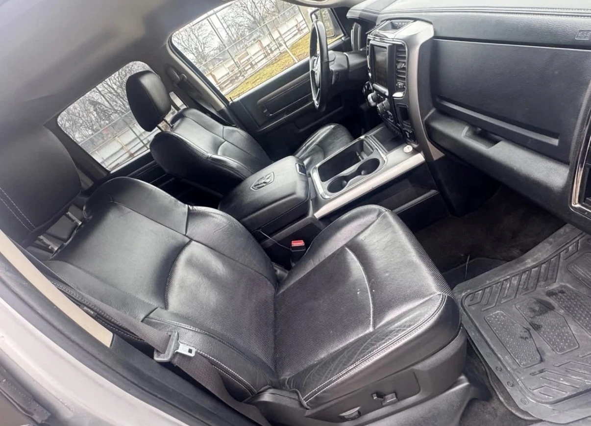 Dodge RAM 1500 Crew Cab * 4x4 * 5.7 HEMI * Обдухване * Carfax * , снимка 5 - Автомобили и джипове - 54079746