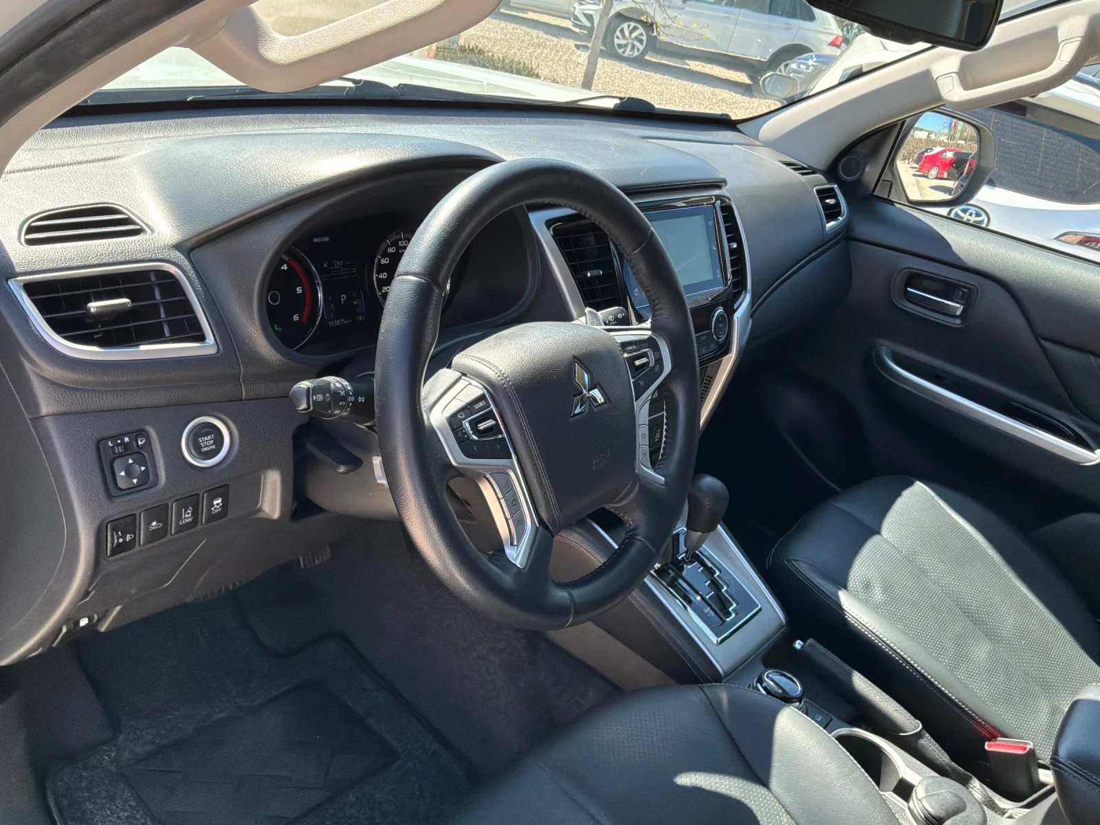 Mitsubishi L200 2.3D 150к.с Automatic FULL 4X4, снимка 7 - Автомобили и джипове - 54111730