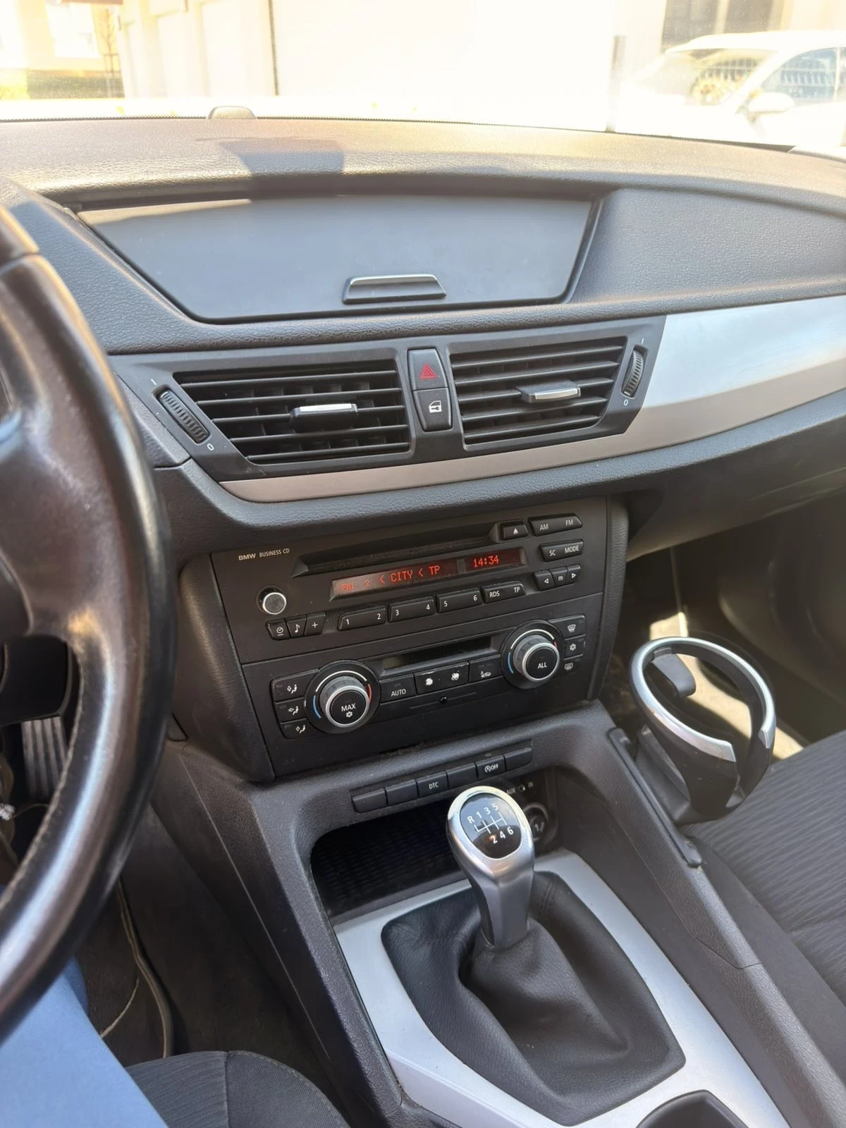 BMW X1, снимка 11 - Автомобили и джипове - 54239976