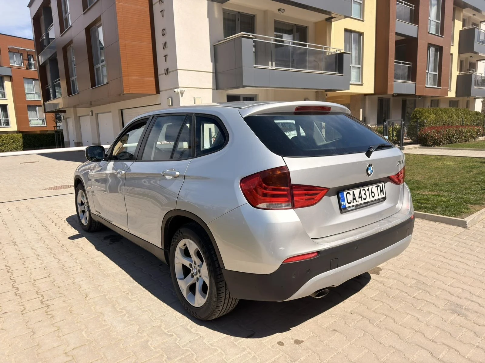 BMW X1, снимка 9 - Автомобили и джипове - 54239976