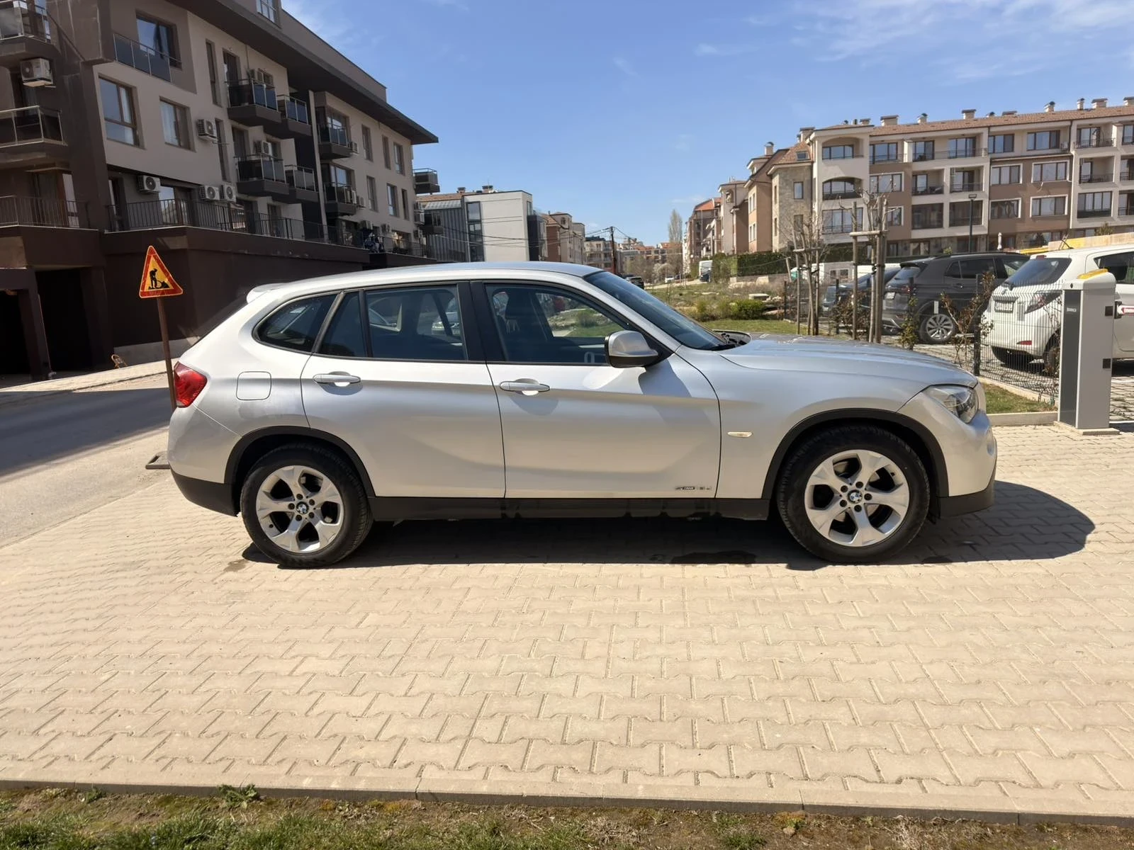 BMW X1, снимка 7 - Автомобили и джипове - 54239976