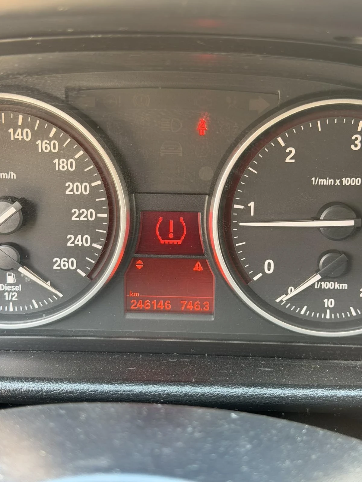 BMW X1, снимка 5 - Автомобили и джипове - 54239976