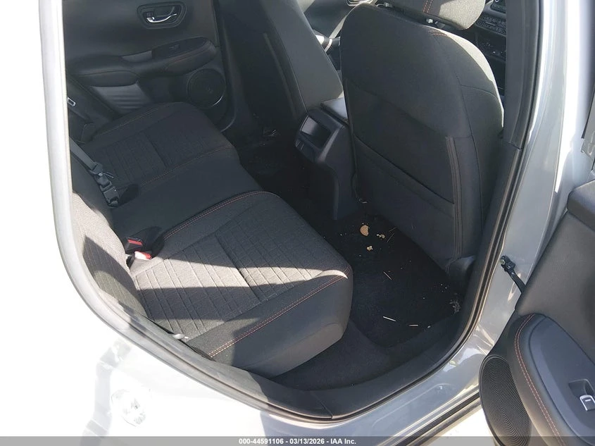 Honda Hr-v 2.0l 2Wd Sport* CARFAX* РЕАЛНИ КИЛОМЕТРИ* , снимка 8 - Автомобили и джипове - 54555846