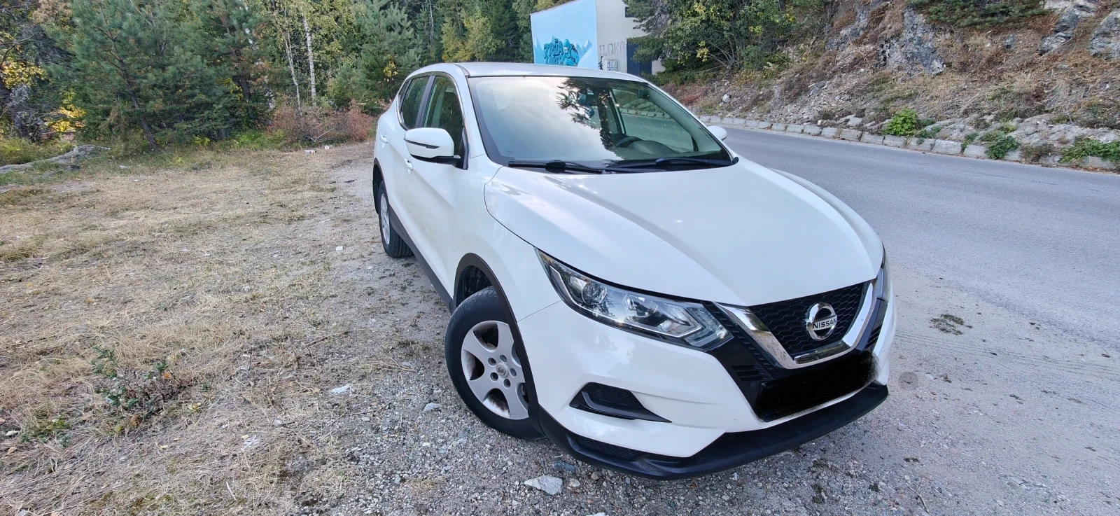 Nissan Qashqai 1.7 Diesel 4x4 Automatic, снимка 2 - Автомобили и джипове - 56340209