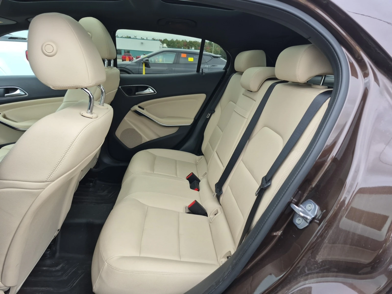 Mercedes-Benz GLA 250 4MATIC | �������� | ����� ����� | Mobile.bg � ����������� 9