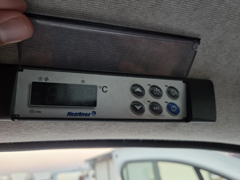 Renault Trafic DCI, ХЛАДИЛЕН, КЛИМАТИК, ЕВРО 6, снимка 12 - Бусове и автобуси - 51584419