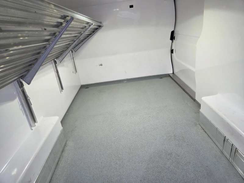 Renault Trafic DCI, ХЛАДИЛЕН, КЛИМАТИК, ЕВРО 6, снимка 14 - Бусове и автобуси - 51584419