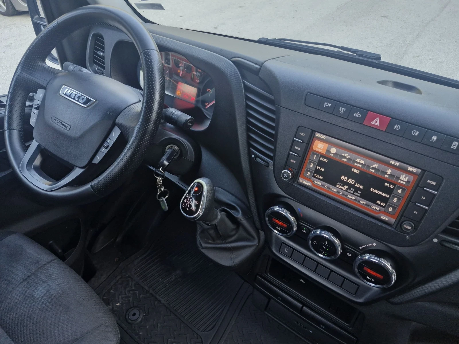 Iveco Daily 35C17 HI-MATIC | Mobile.bg   16