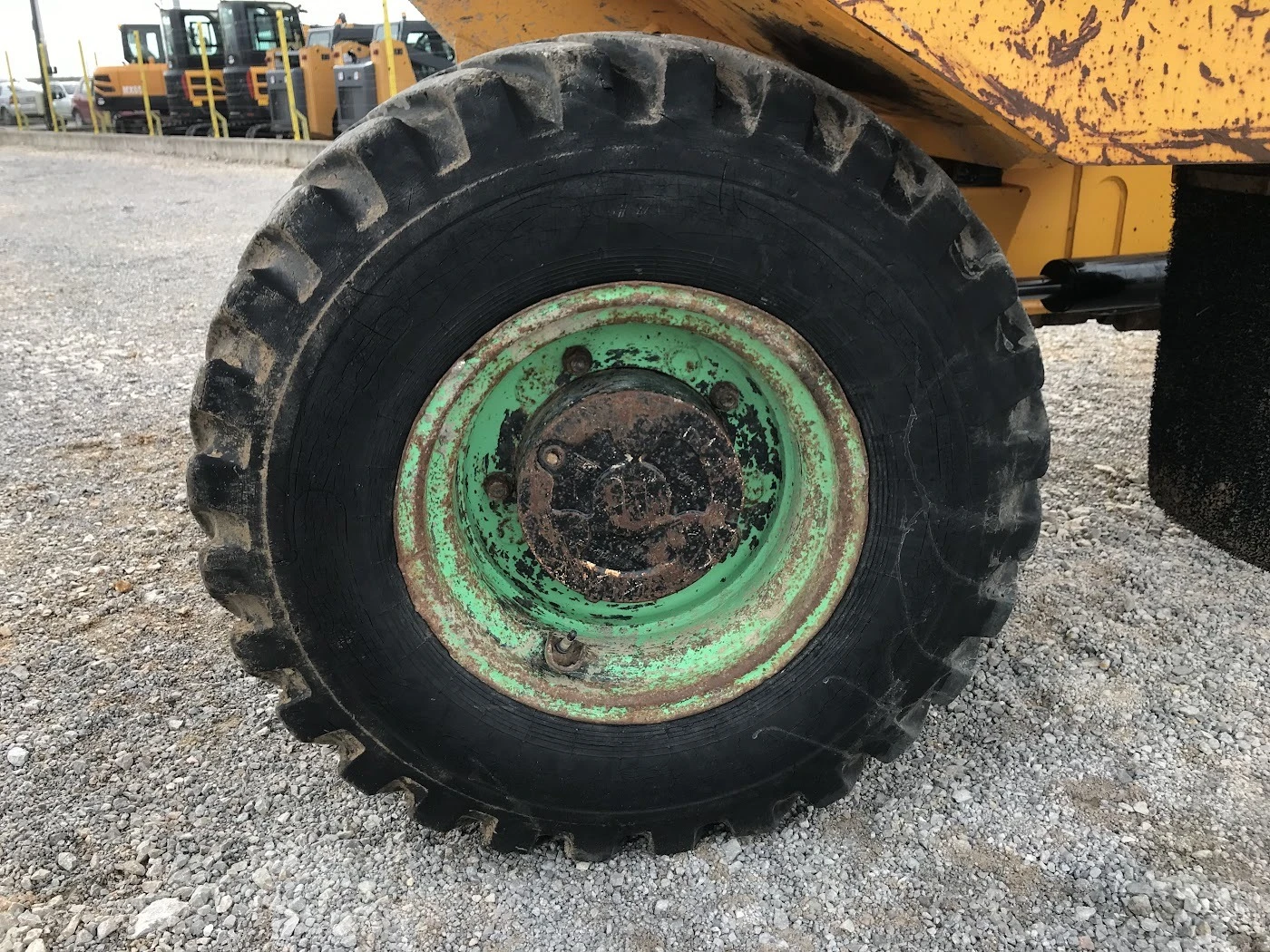     Thwaites 6T - 6000. | Mobile.bg   11