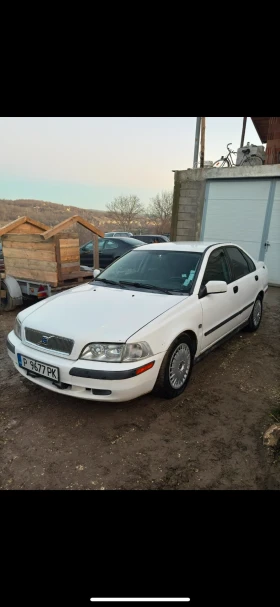 Volvo S40 1.9, снимка 1